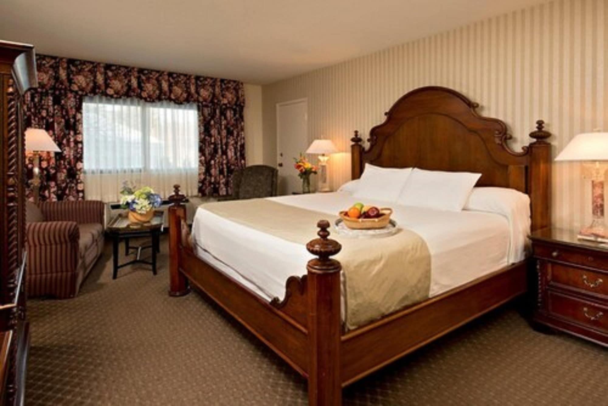 Margaritaville Resort Cape Cod Hyannis Exterior photo
