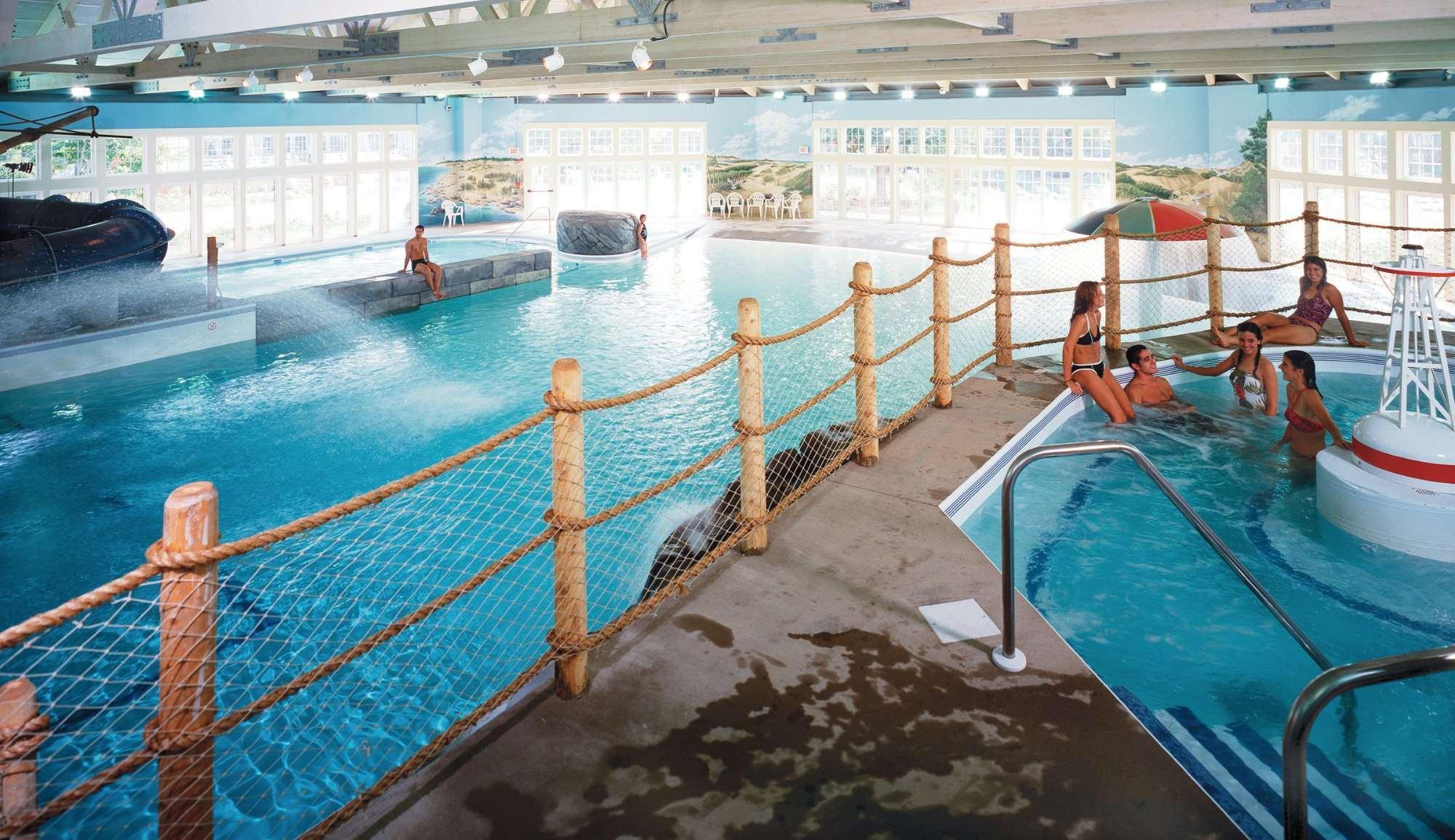 Margaritaville Resort Cape Cod Hyannis Exterior photo