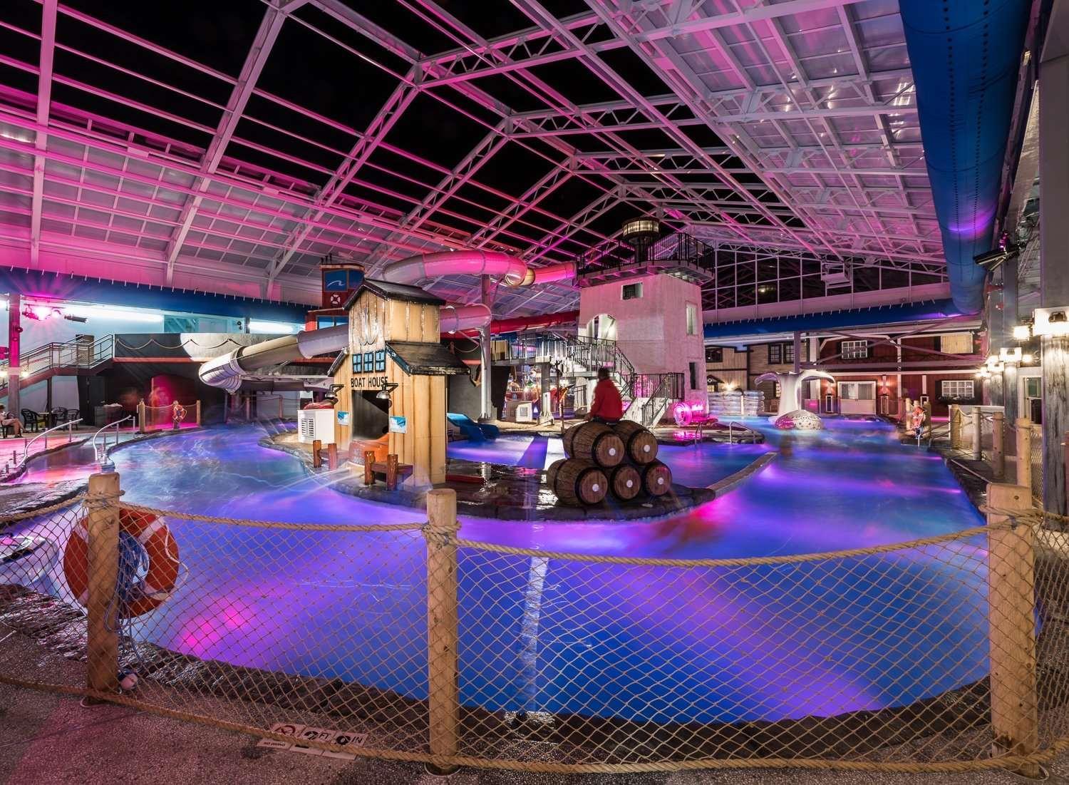 Margaritaville Resort Cape Cod Hyannis Exterior photo
